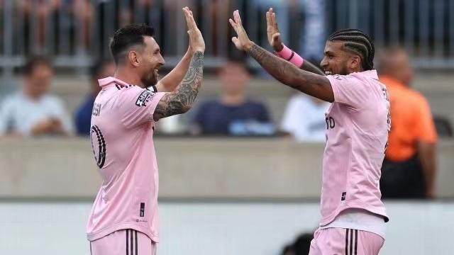 1697153410672051082.jpg 7f5d6e51a185c6b25533546820c8890.jpg